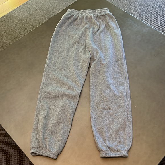 WOMENS GRAY SWEATPANTS - Picture 2 of 3